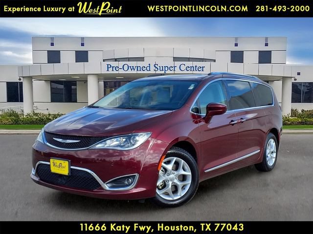 Used 2017 Chrysler Pacifica Touring-L Plus w/ Advanced Safetytec Group FWD image 1