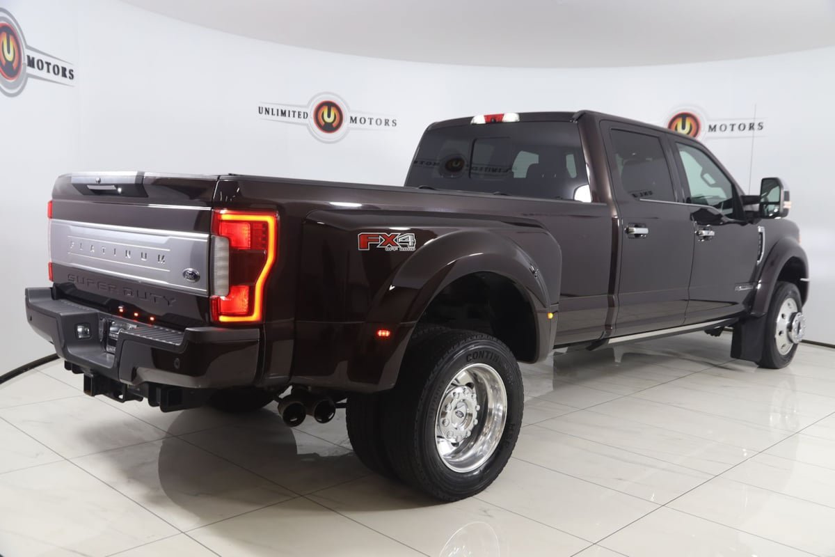 Used 2019 Ford F450 Platinum w/ Platinum Ultimate Package AWD/4WD image 3