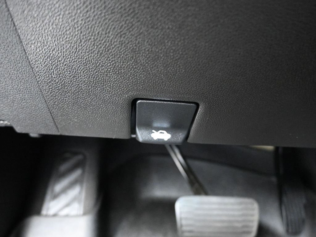 Used 2021 Chevrolet Suburban High Country image 37