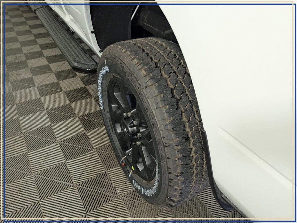 New 2026 RAM 2500 Laramie w/ Night Edition AWD/4WD image 12