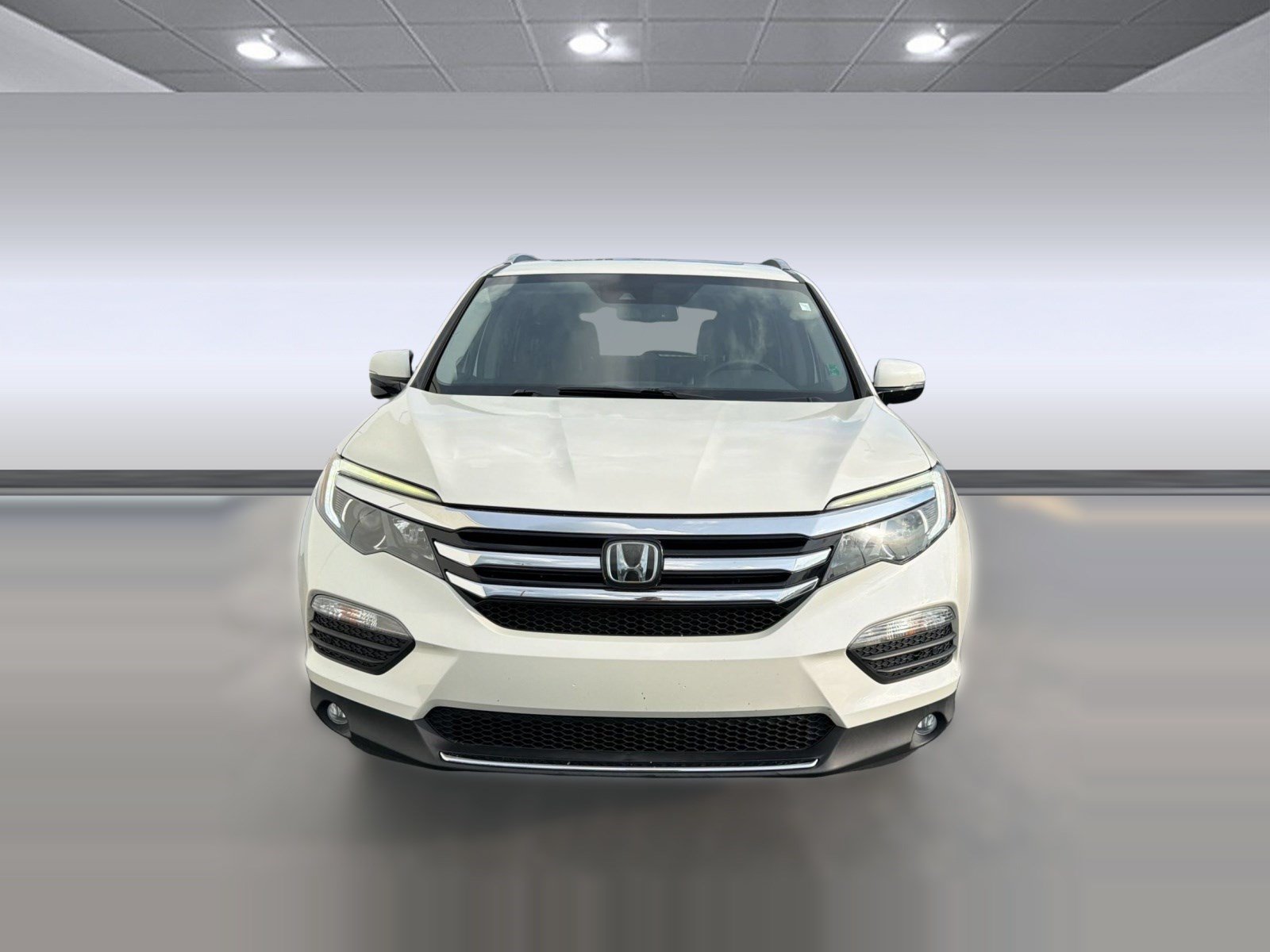 Used 2018 Honda Pilot Touring image 6