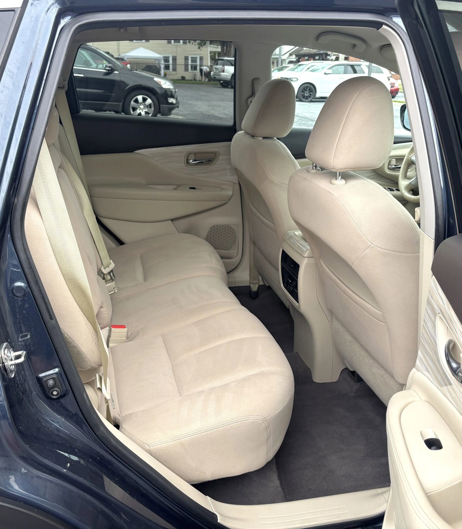 Used 2016 Nissan Murano SV w/ Cargo Package image 9