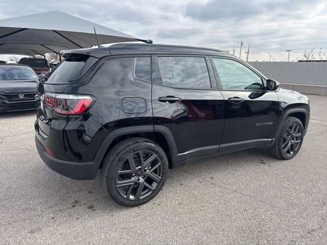 New 2026 Jeep Compass Latitude image 6