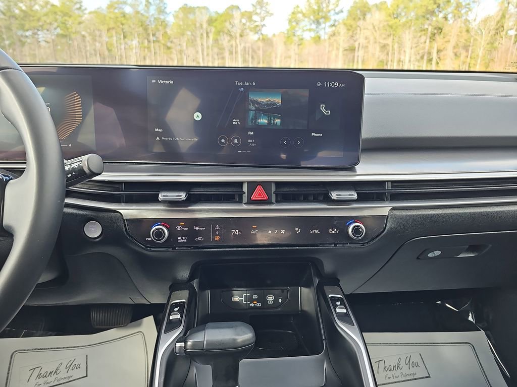 Used 2024 Kia Sorento EX w/ Panoramic Sunroof Package image 26