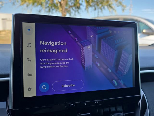 Used 2025 Toyota Corolla SE image 21