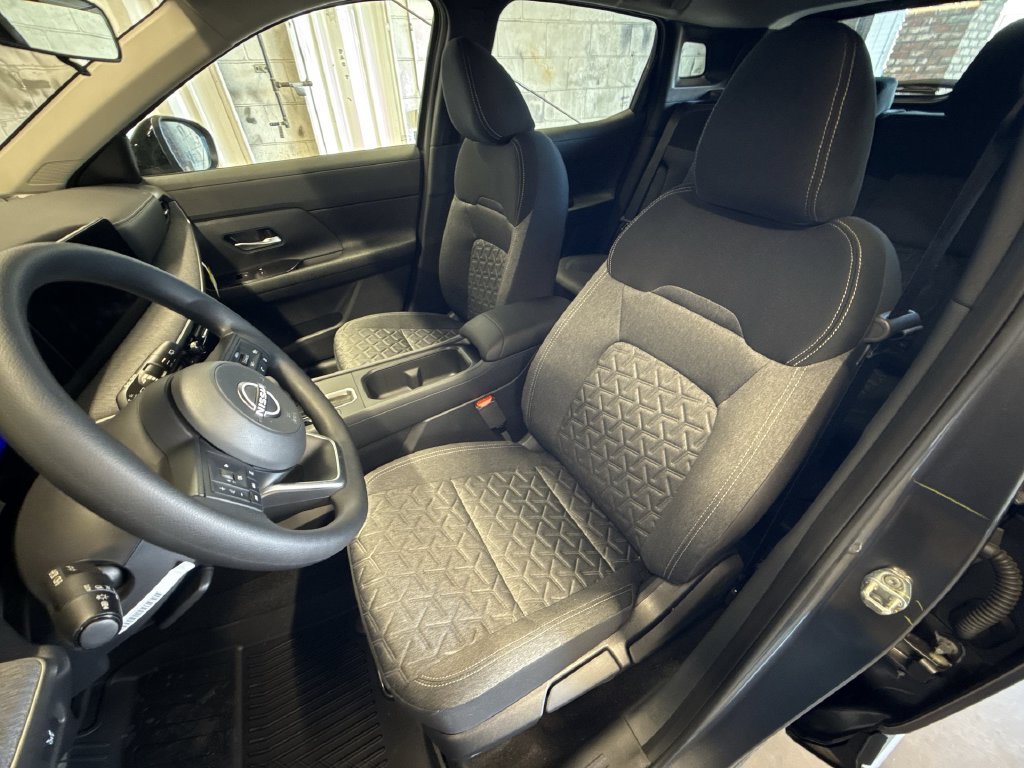 New 2026 Nissan Kicks SV w/ Cold Weather Package FWD image 13