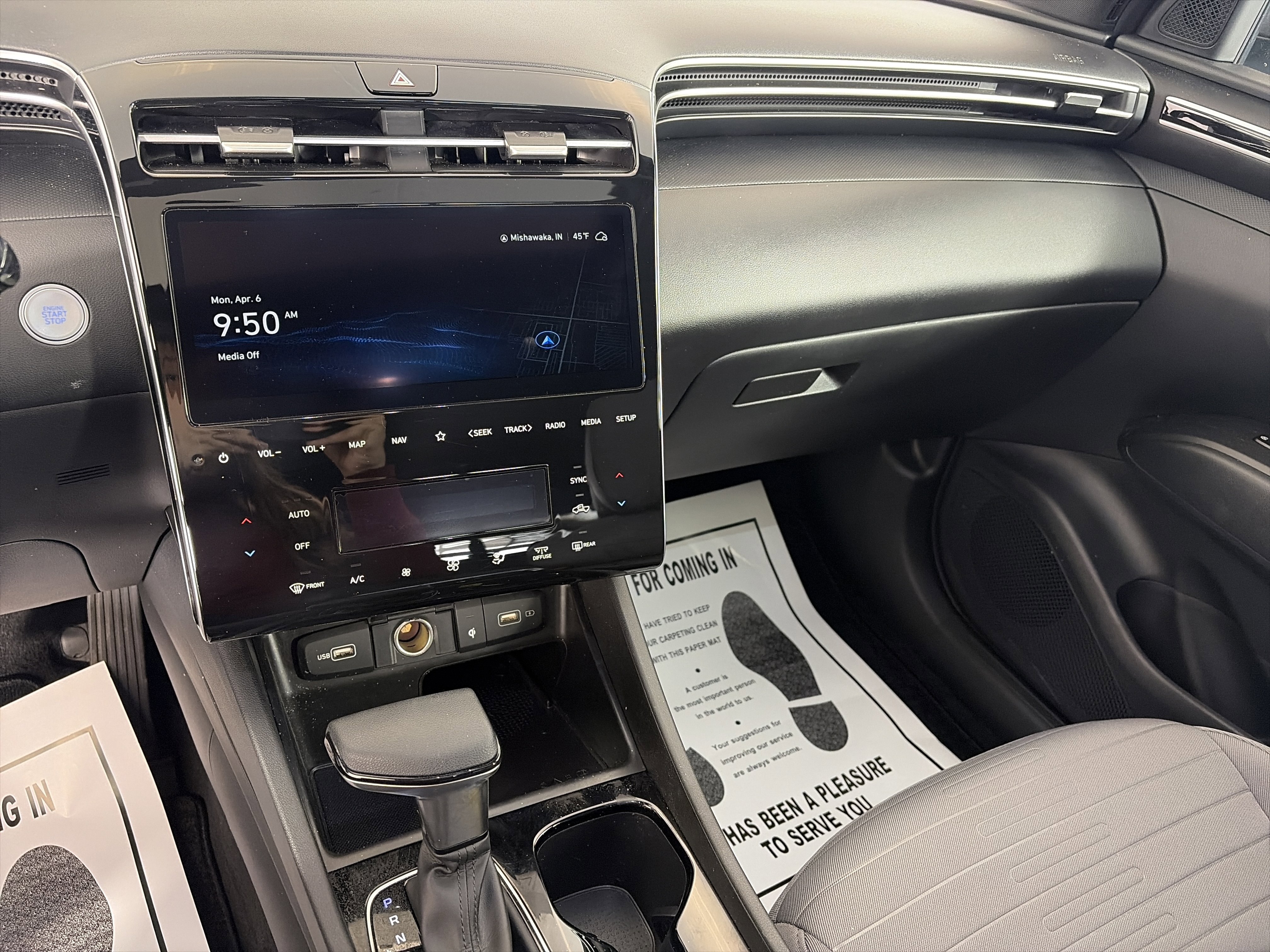 Used 2024 Hyundai Santa Cruz SEL w/ Activity Package image 4