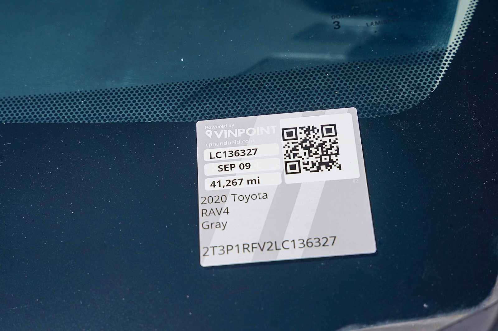 Used 2020 Toyota RAV4 XLE image 29