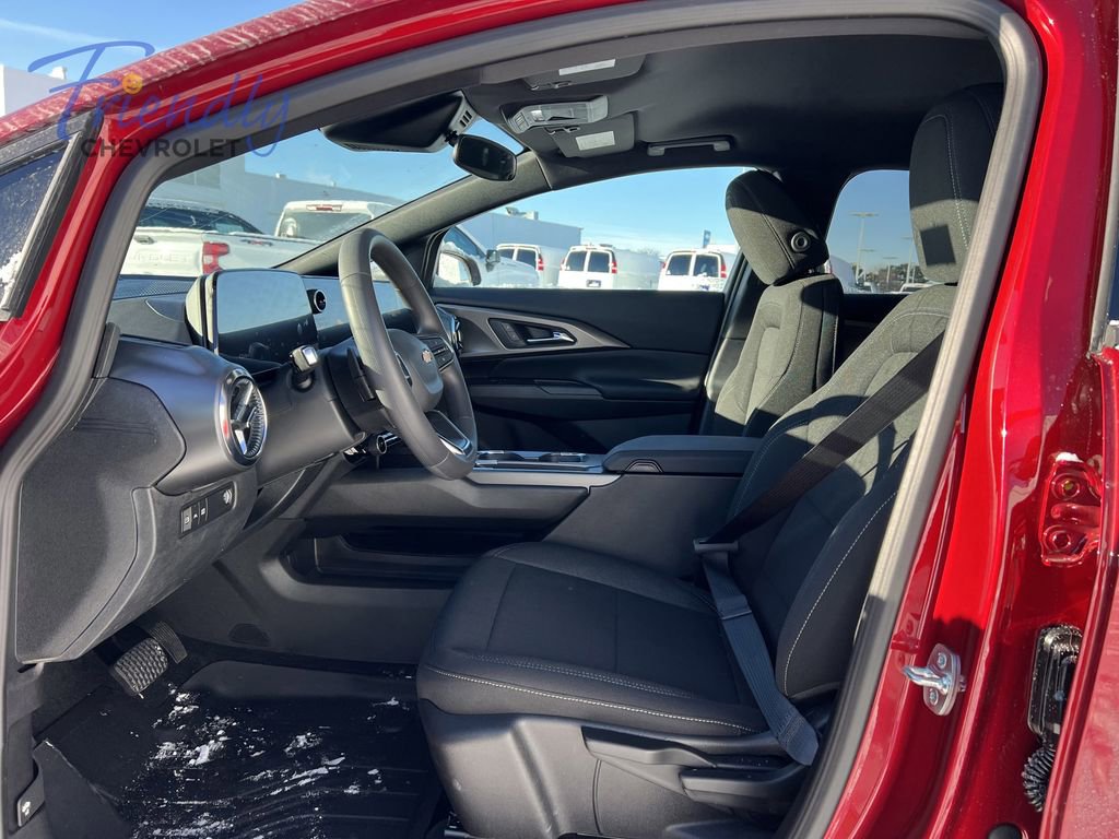 New 2026 Chevrolet Equinox EV LT FWD image 4