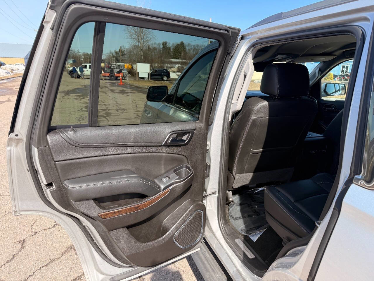 Used 2017 Chevrolet Tahoe LT image 12