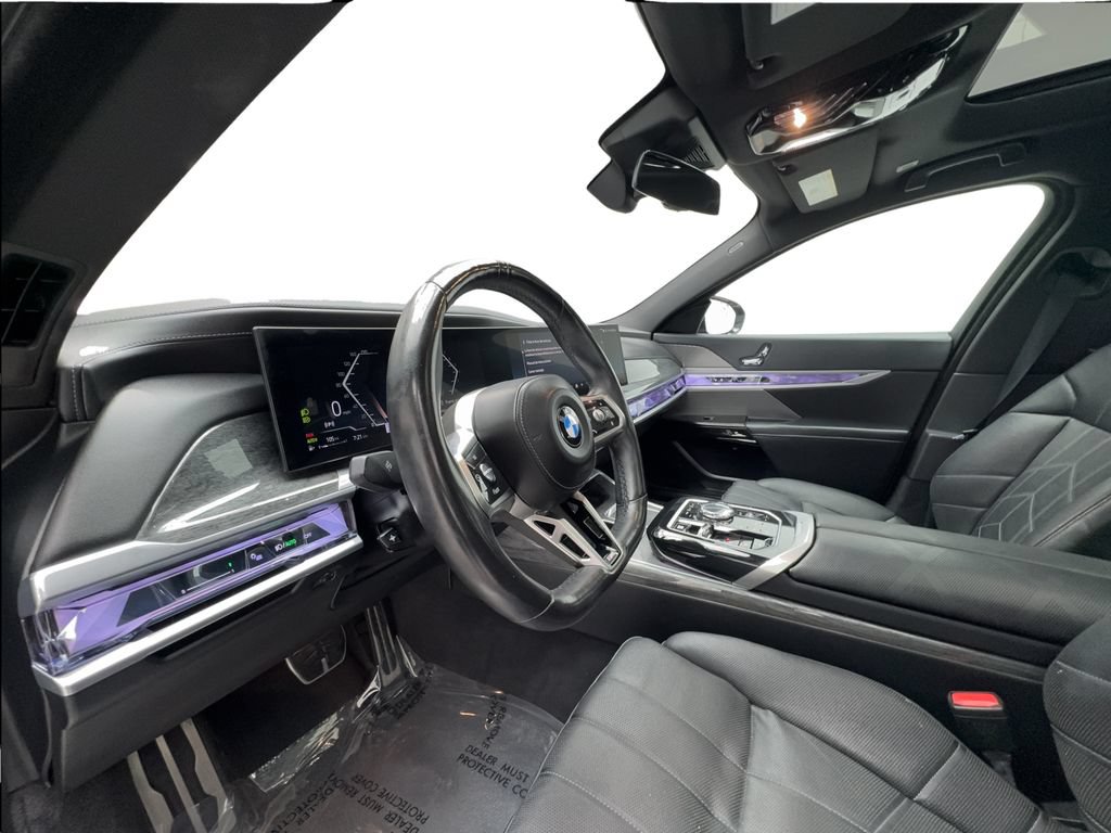 Used 2024 BMW 740i RWD image 22
