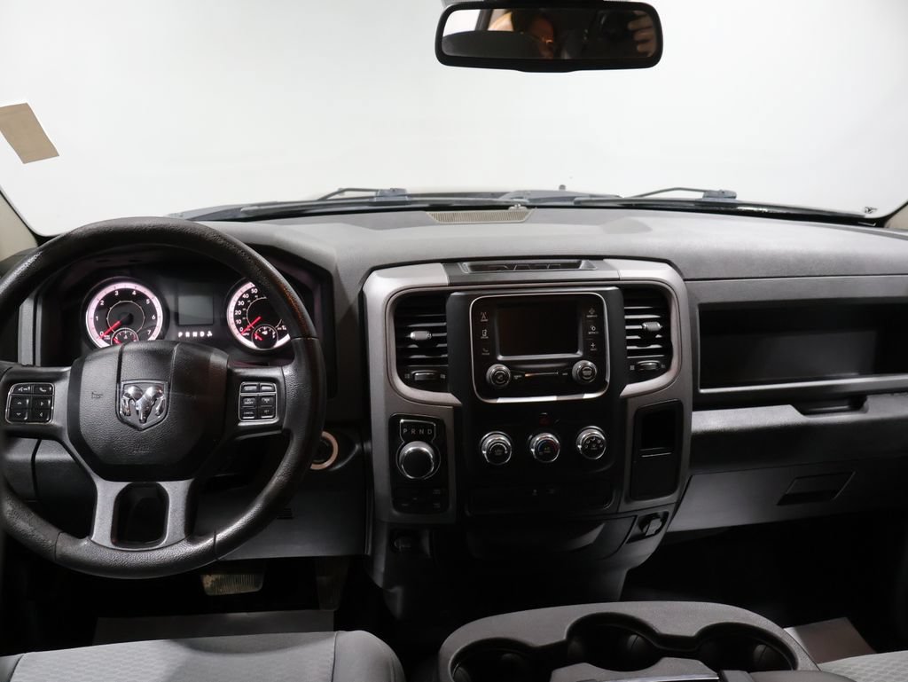 Used 2016 RAM 1500 Express w/ Black Ram 1500 Express Group AWD/4WD image 17