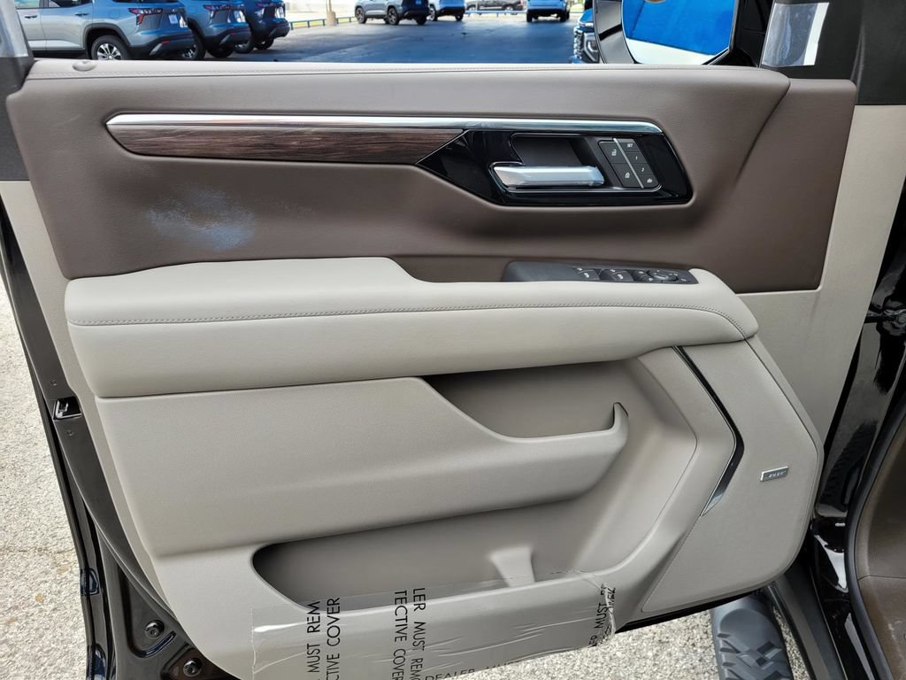 New 2026 Chevrolet Tahoe Z71 w/ Z71 Off-Road Package AWD/4WD image 13