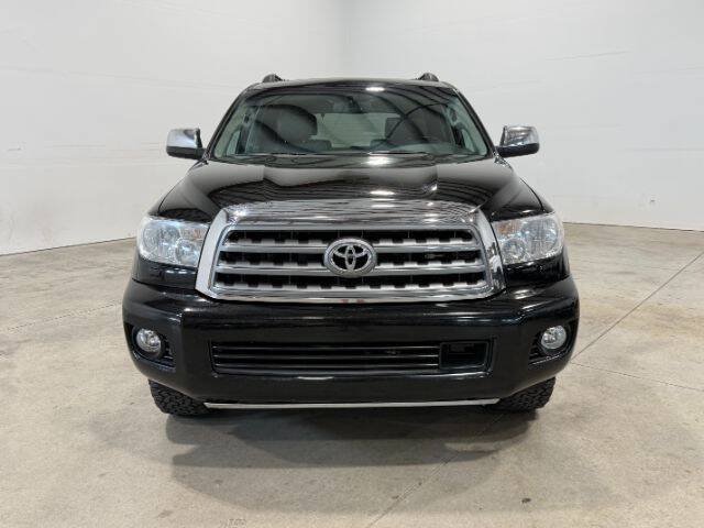Used 2014 Toyota Sequoia Platinum AWD/4WD image 3