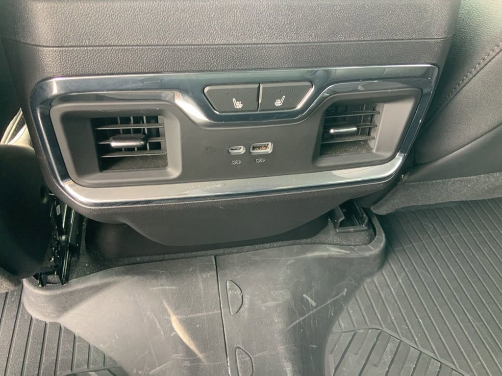 Used 2024 GMC Sierra 1500 SLT w/ SLT Premium Plus Package image 18