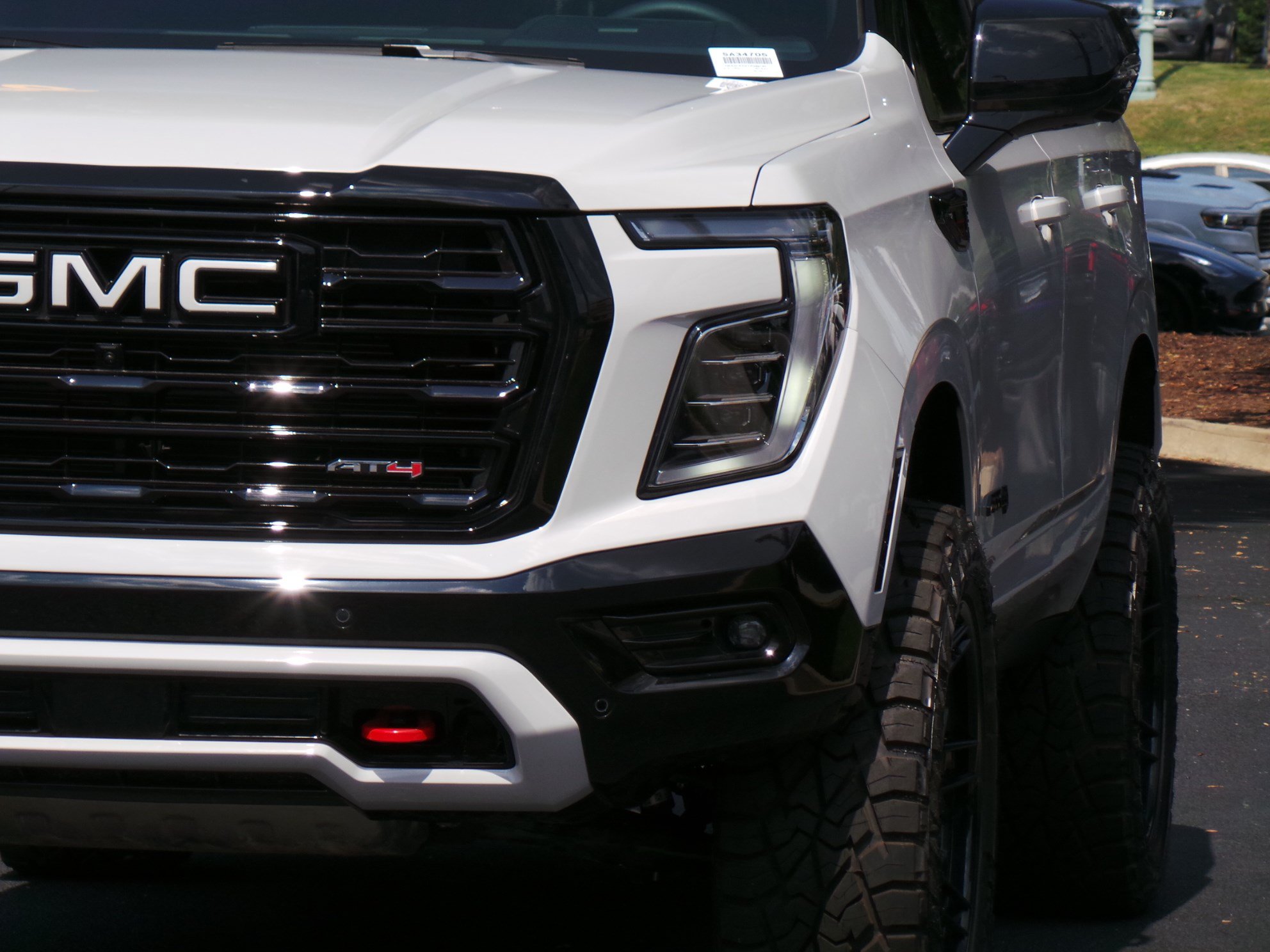 Used 2026 GMC Yukon AT4 AWD/4WD image 28