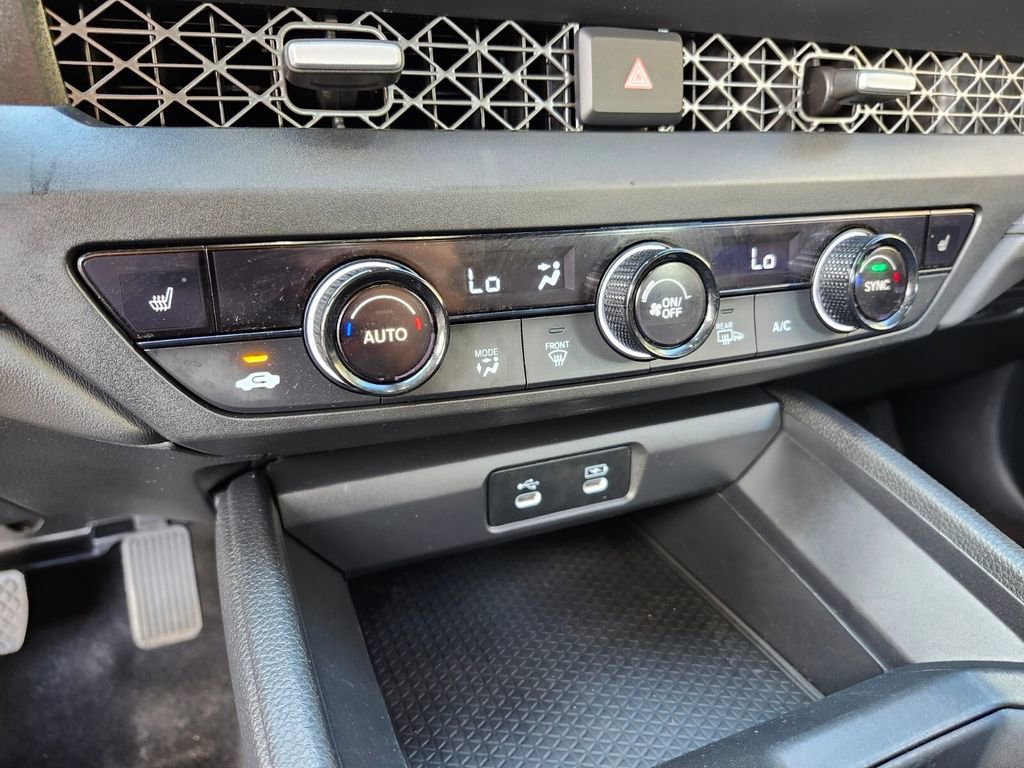 Certified 2023 Honda Accord EX image 29