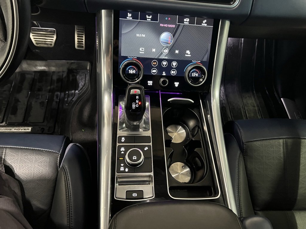 Used 2018 Land Rover Range Rover Sport HSE Dynamic image 10