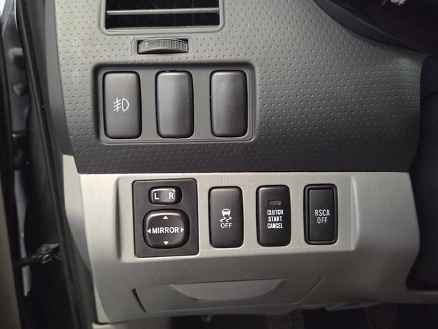 Used 2015 Toyota Tacoma 4x4 Double Cab w/ SR5 Package image 29