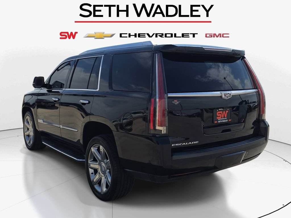Used 2018 Cadillac Escalade Luxury RWD image 5