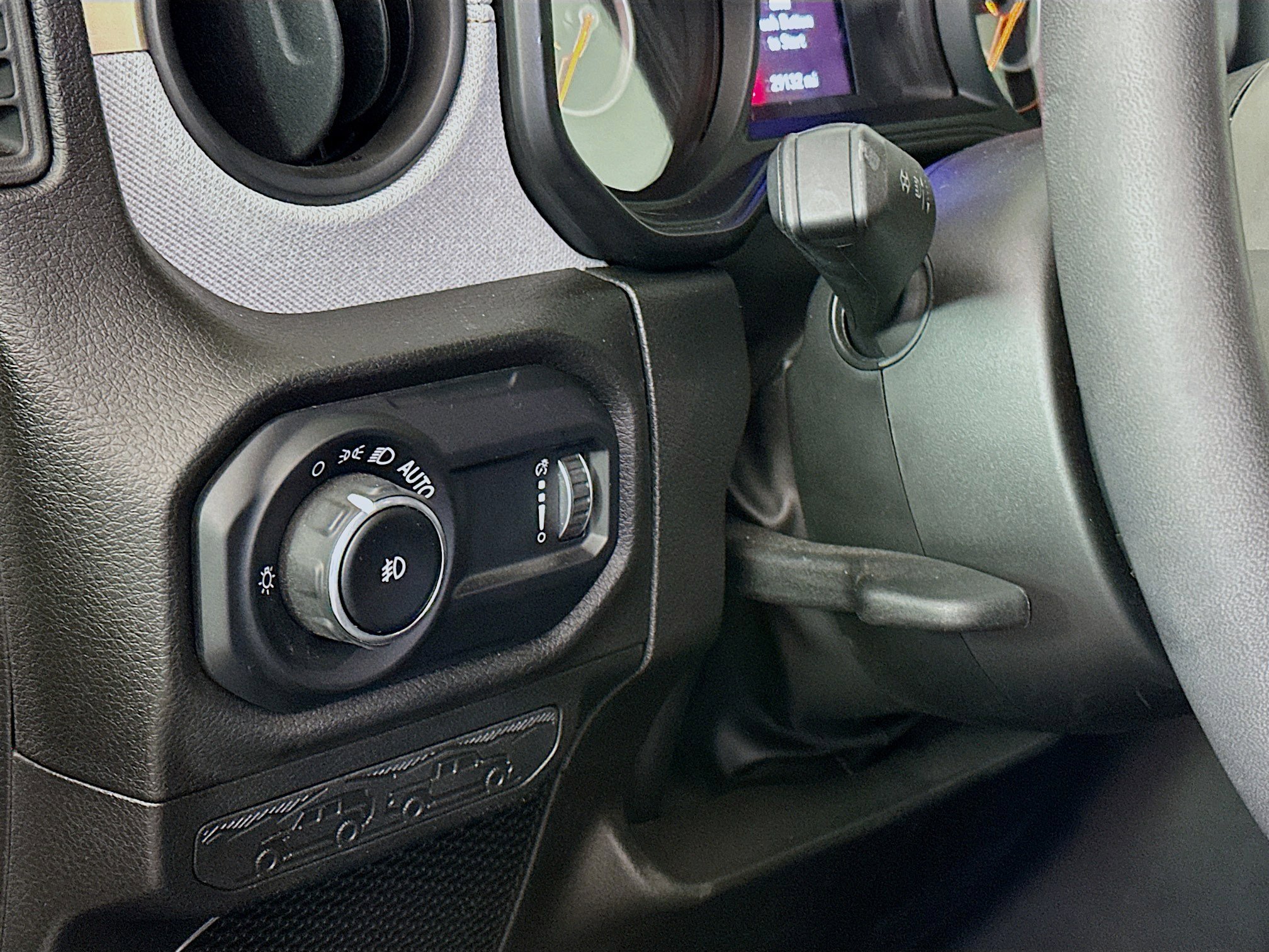 Used 2024 Jeep Wrangler Sport S image 16