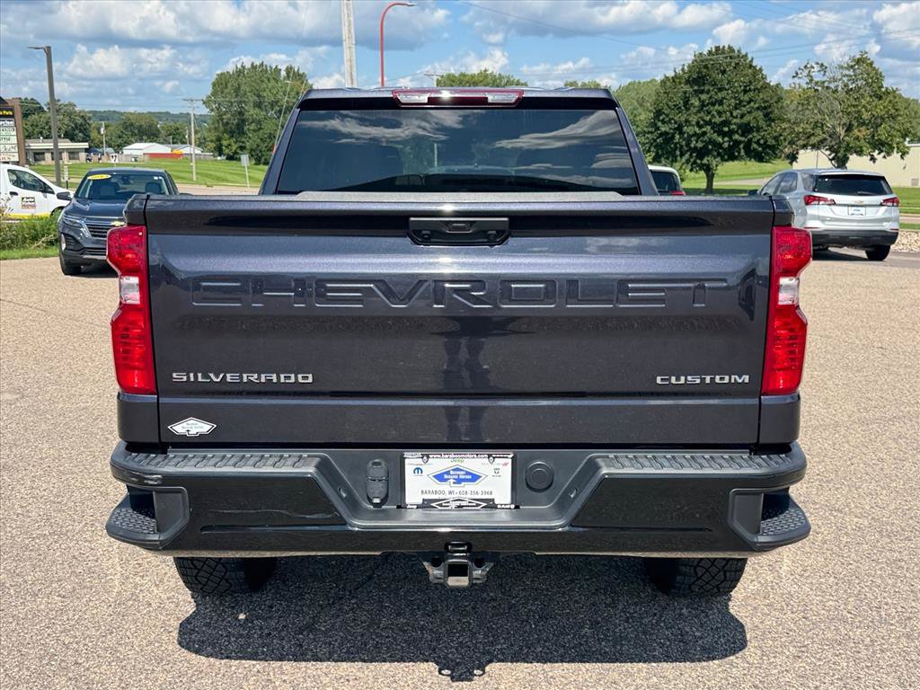 Used 2024 Chevrolet Silverado 1500 Custom Trail Boss AWD/4WD image 3