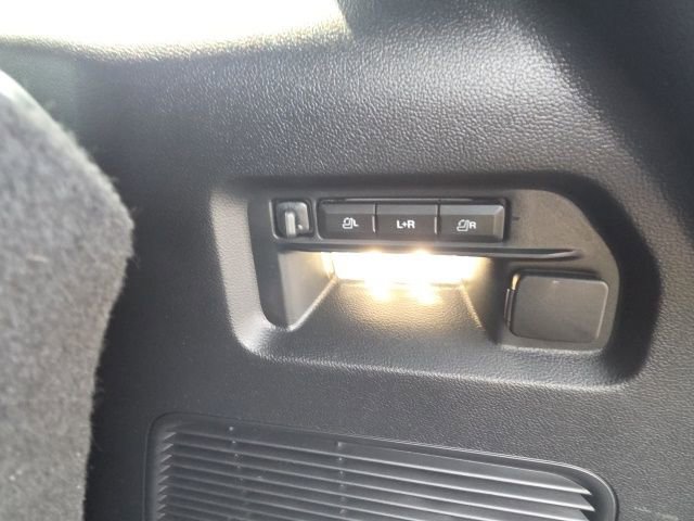 Certified 2025 Ford Explorer ST image 12