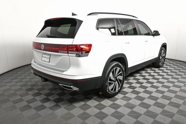 New 2026 Volkswagen Atlas SE image 3