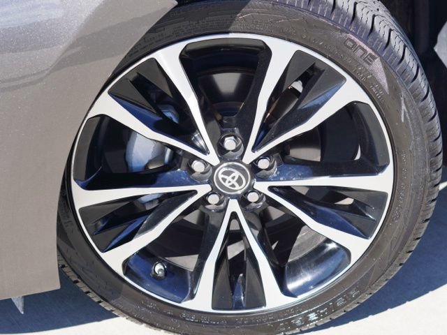 Used 2017 Toyota Corolla XSE w/ Carpet Mat Package (TMS) FWD image 32
