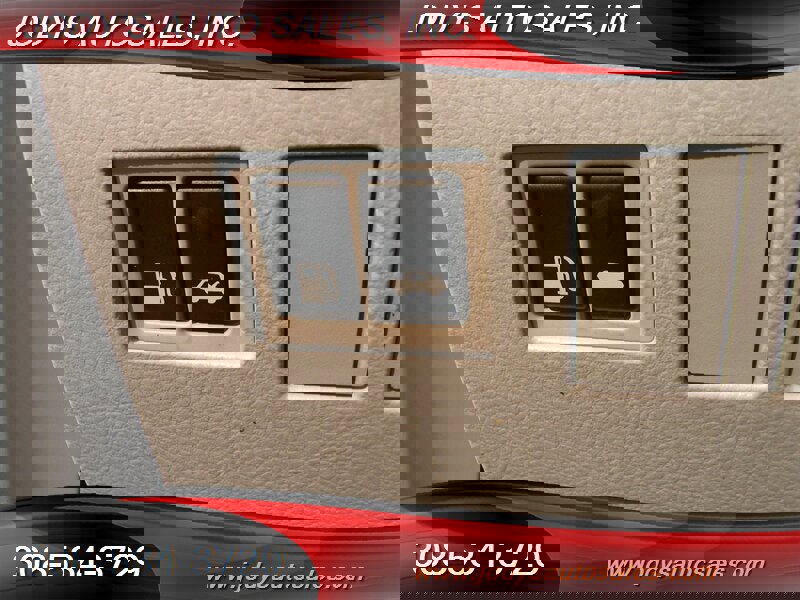 Used 2011 Toyota Avalon Limited image 7