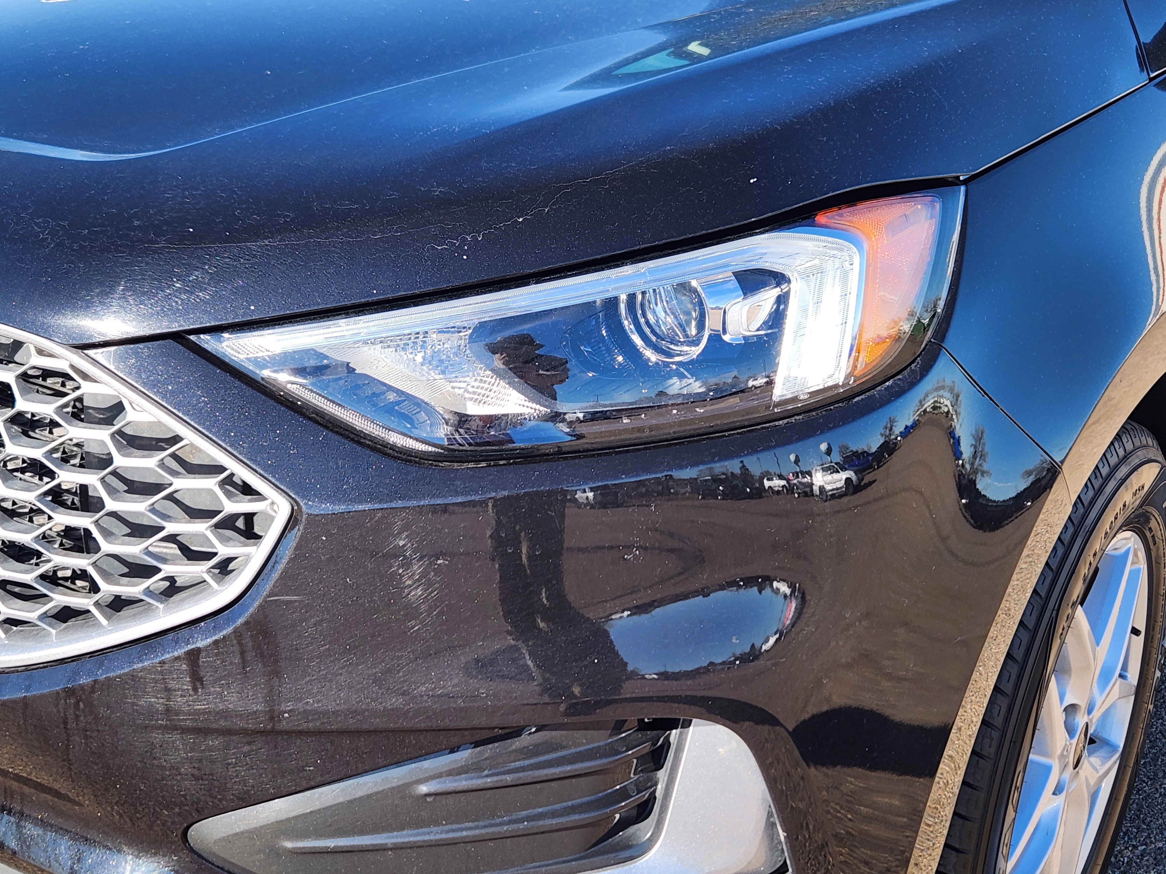 Used 2024 Ford Edge SEL image 5