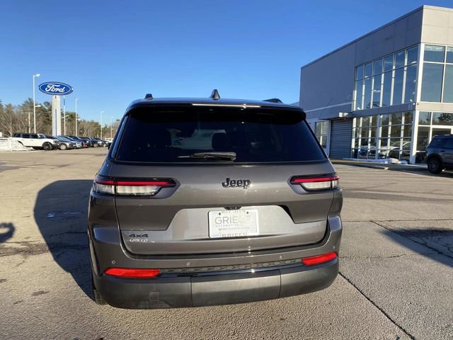 Used 2024 Jeep Grand Cherokee L Altitude image 4