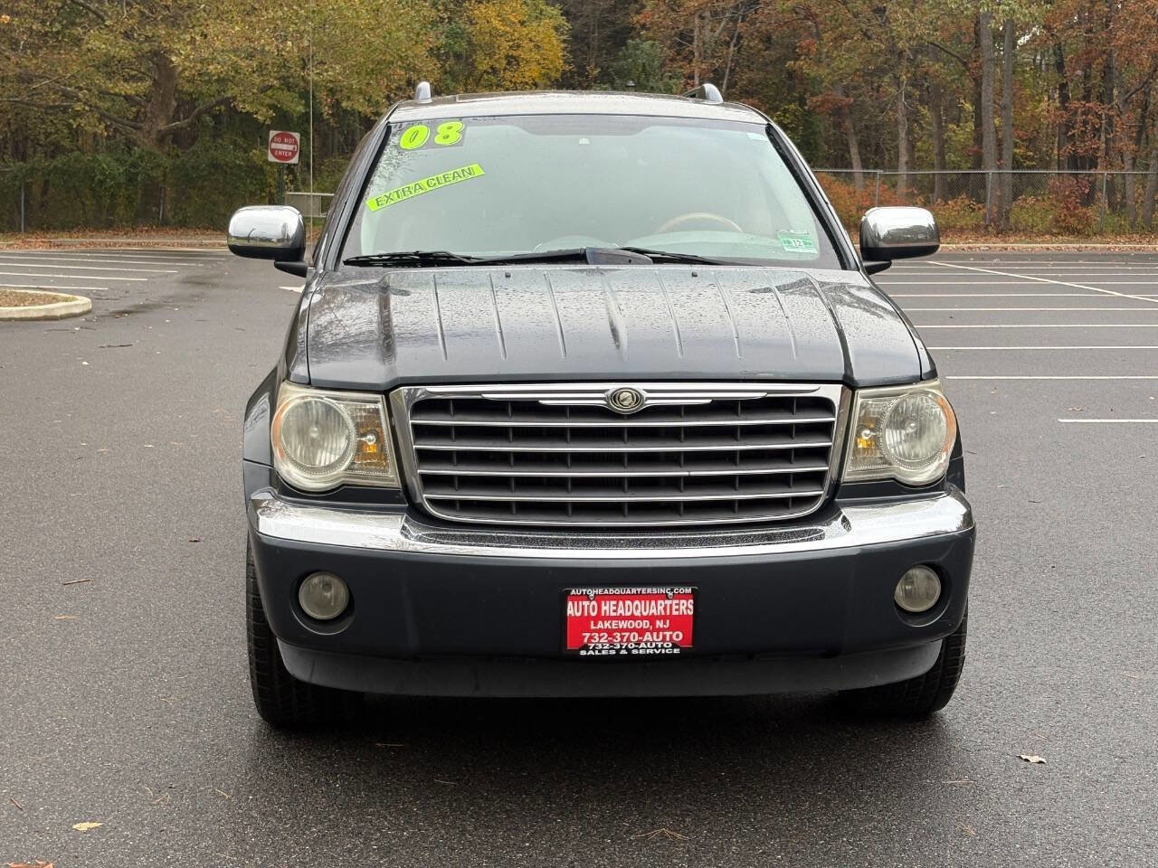 Used 2008 Chrysler Aspen Limited image 2