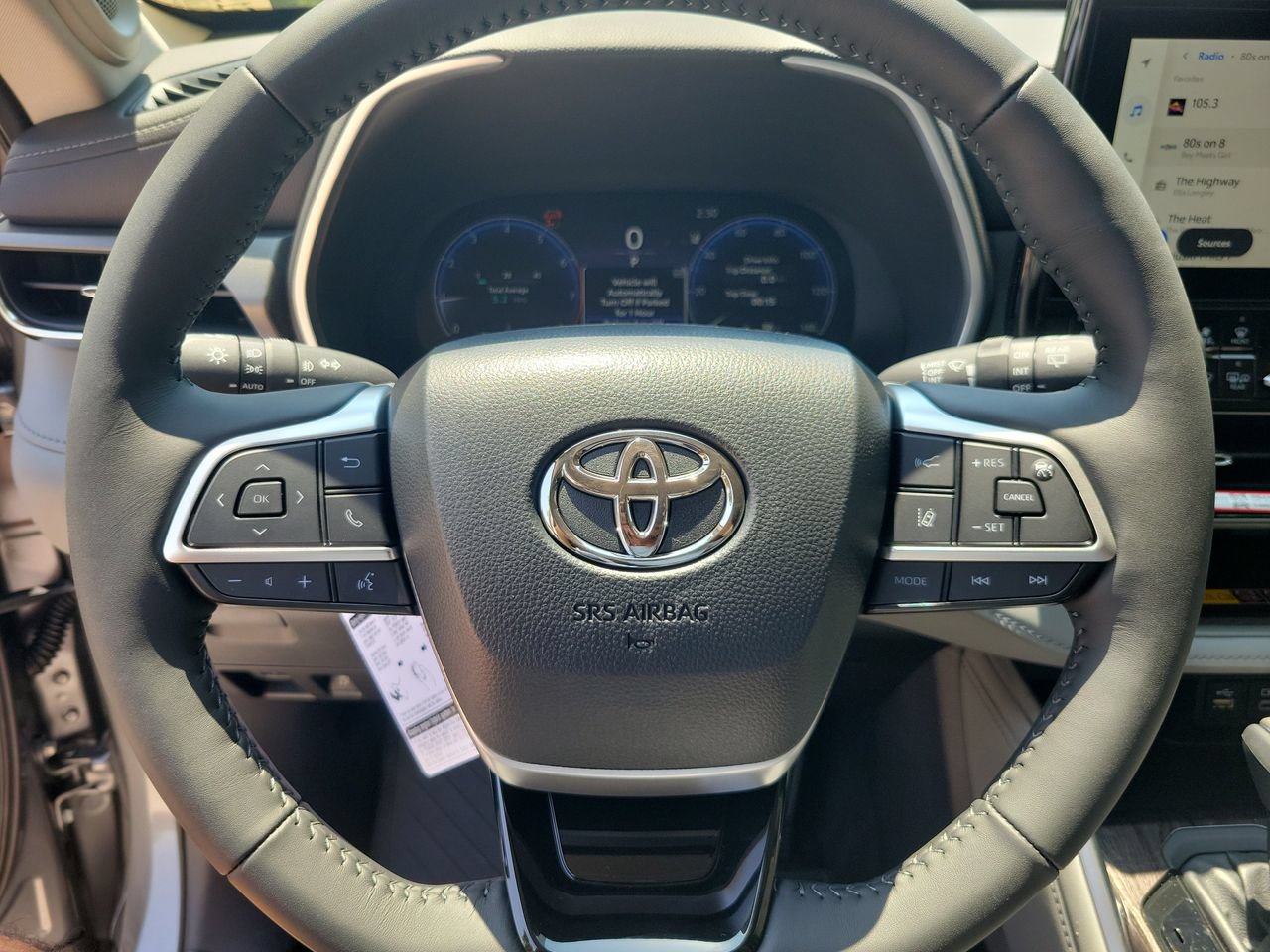 New 2026 Toyota Highlander Limited AWD/4WD image 19
