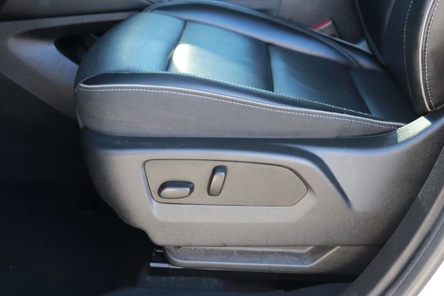 Used 2023 Buick Envision Essence image 10