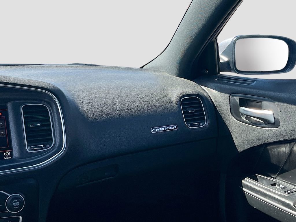 Used 2018 Dodge Charger GT image 21