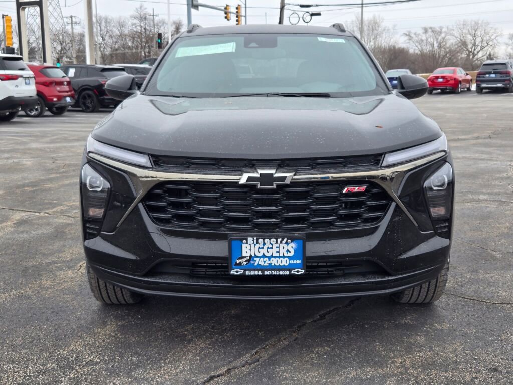 New 2026 Chevrolet Trax RS w/ Driver Confidence Package image 2