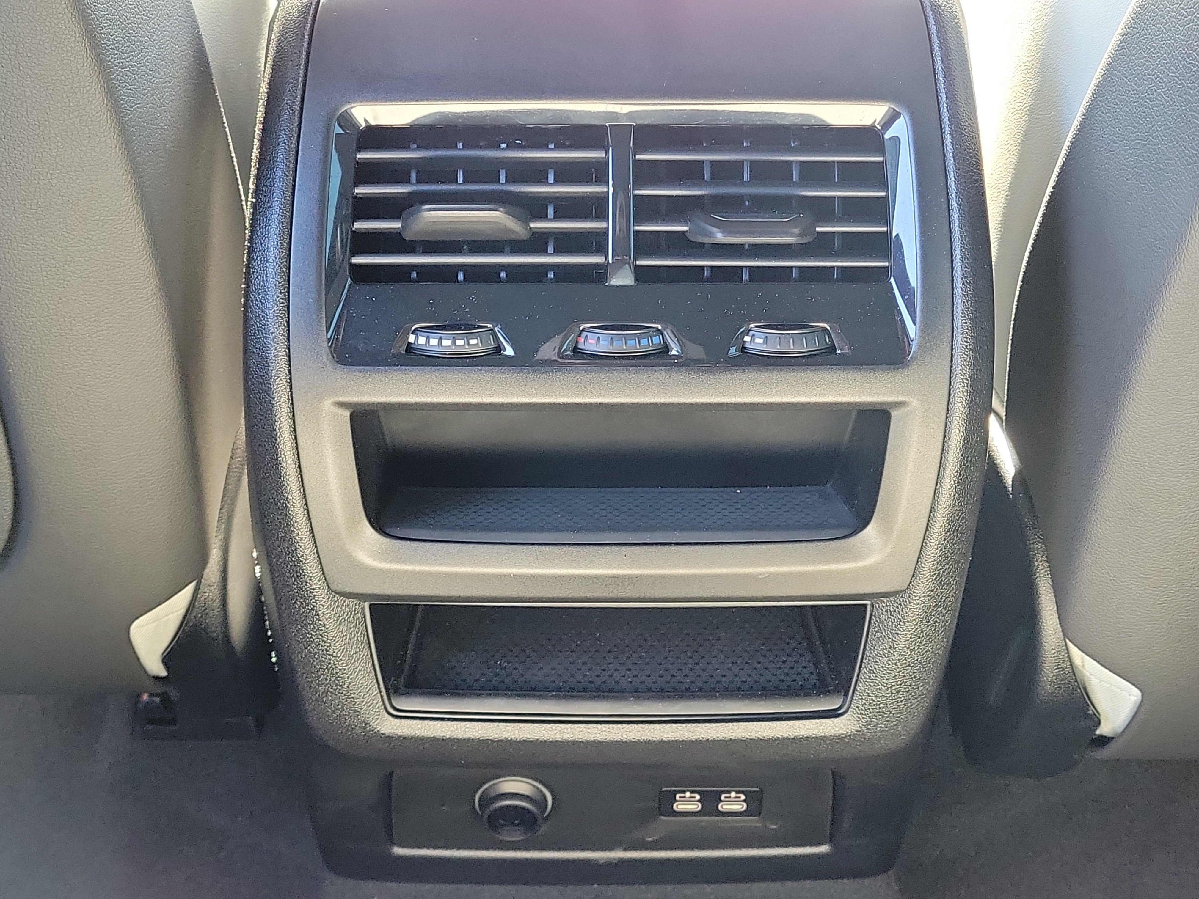 Used 2026 BMW X5 xDrive50e w/ M Sport Package AWD/4WD image 13
