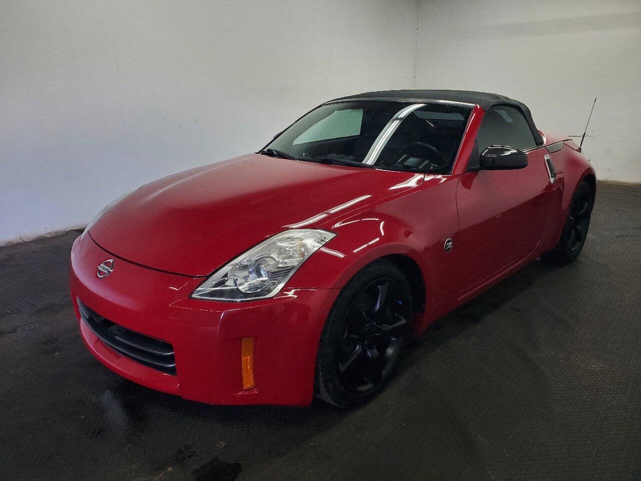 Used 2007 Nissan 350Z Enthusiast RWD image 1