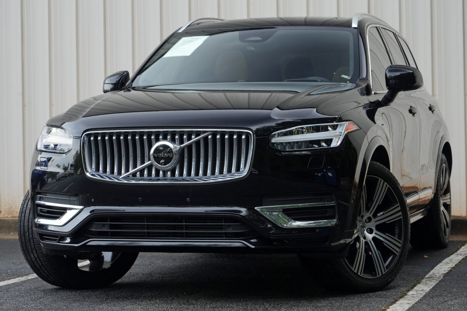 Used 2024 Volvo XC90 T8 Ultimate w/ Lounge Package AWD/4WD image 3