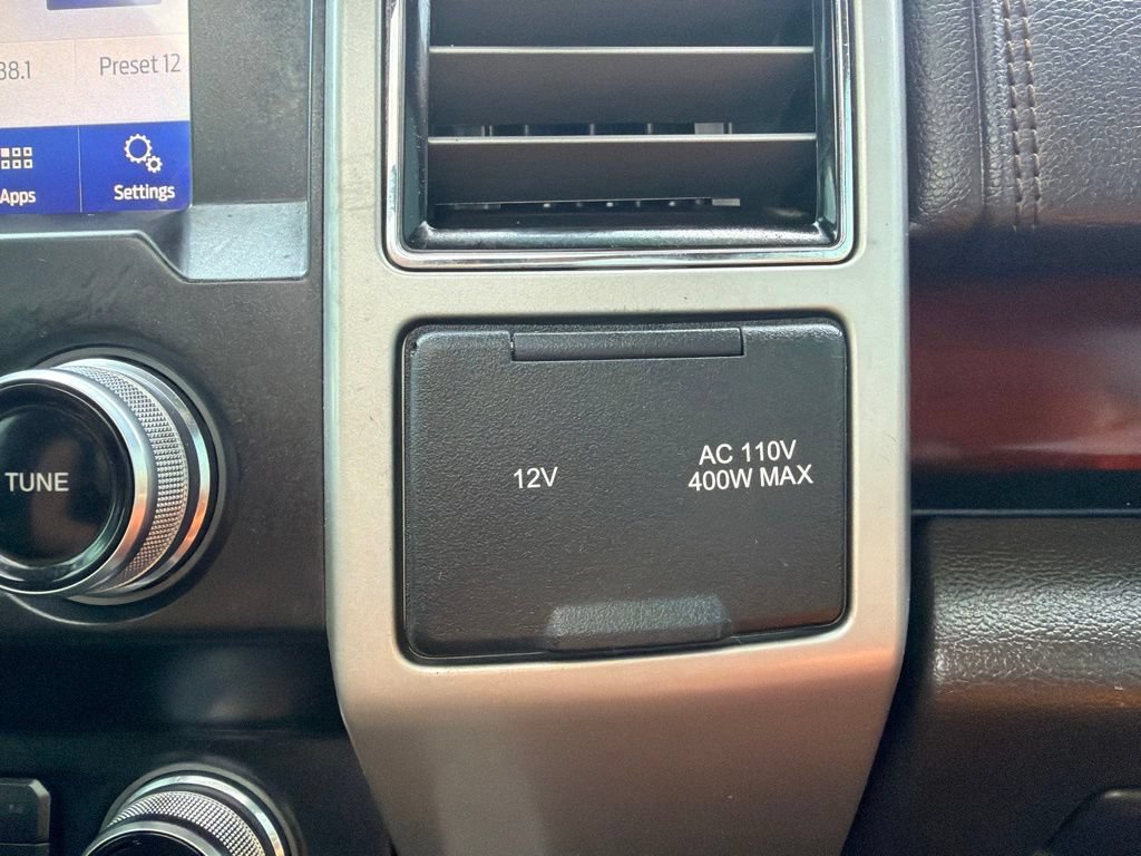 Used 2019 Ford F150 King Ranch w/ Equipment Group 601A Luxury AWD/4WD image 43
