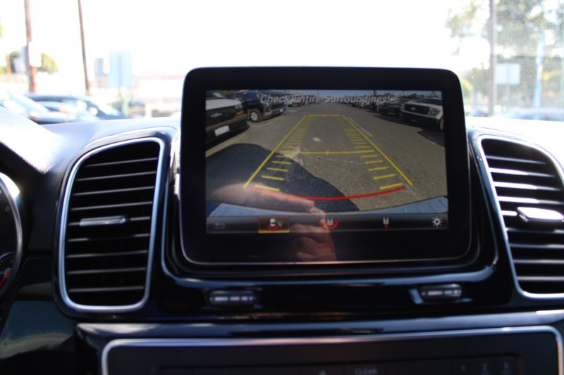 Used 2016 Mercedes-Benz GLE 350 w/ Premium Package image 18