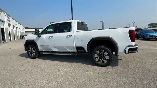New 2025 GMC Sierra 2500 Denali w/ Denali Reserve Package image 6