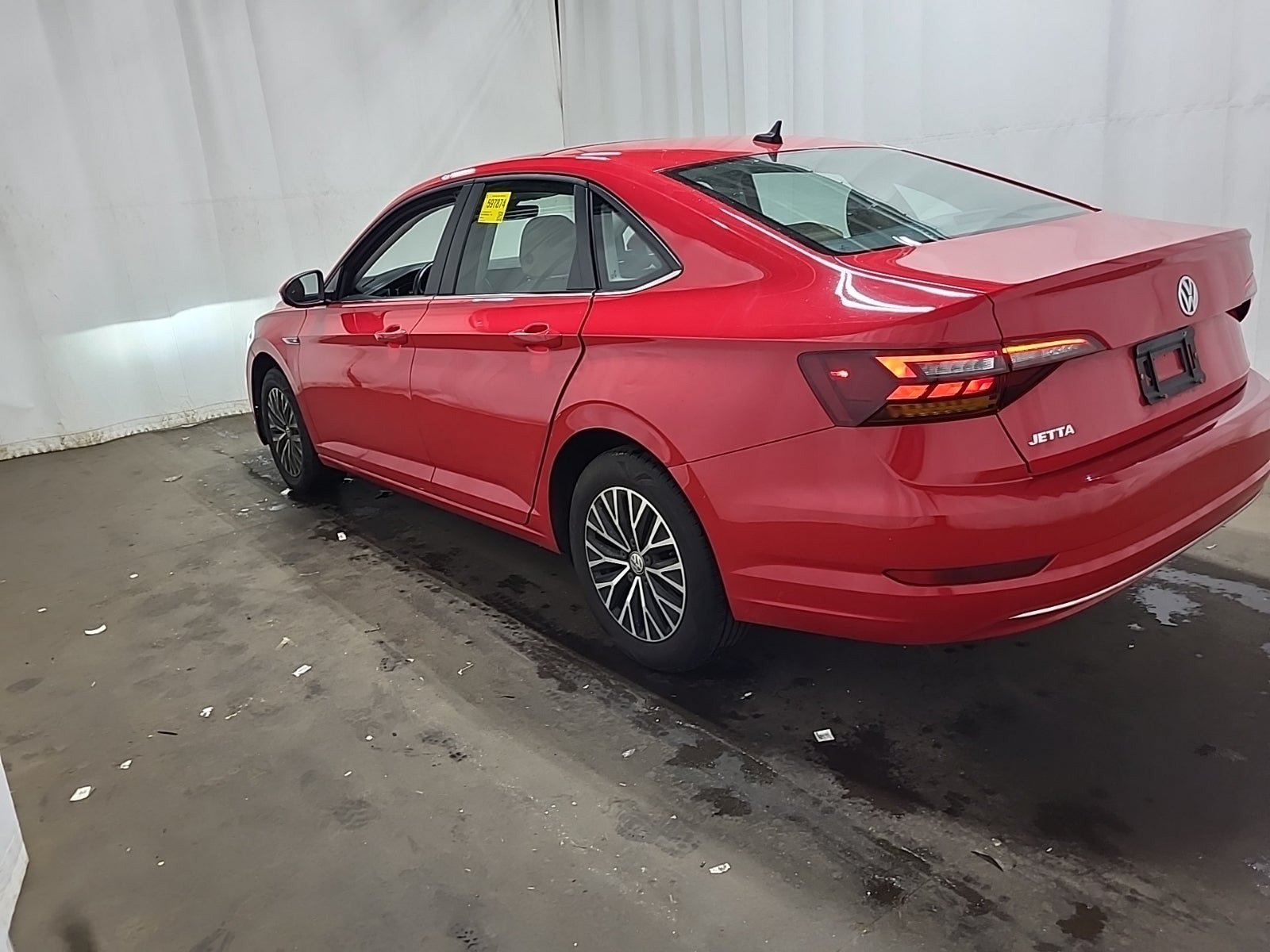 Used 2019 Volkswagen Jetta SEL FWD image 4