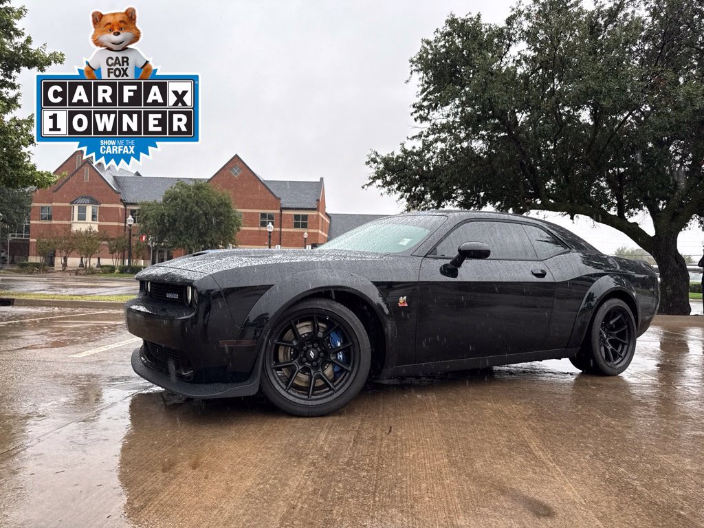 Used 2023 Dodge Challenger R/T Scat Pack RWD image 4