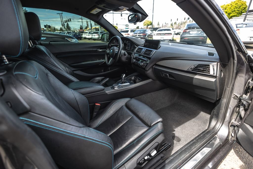 Used 2017 BMW M2 image 28
