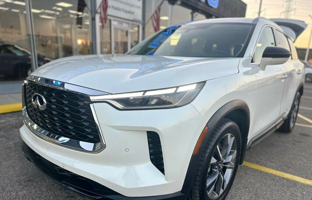 Used 2023 INFINITI QX60 Luxe w/ Cargo Package image 12