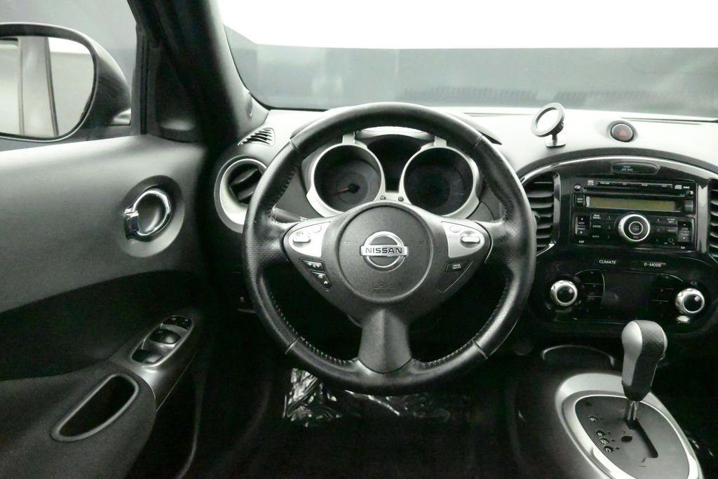 Used 2014 Nissan Juke SV AWD/4WD image 11