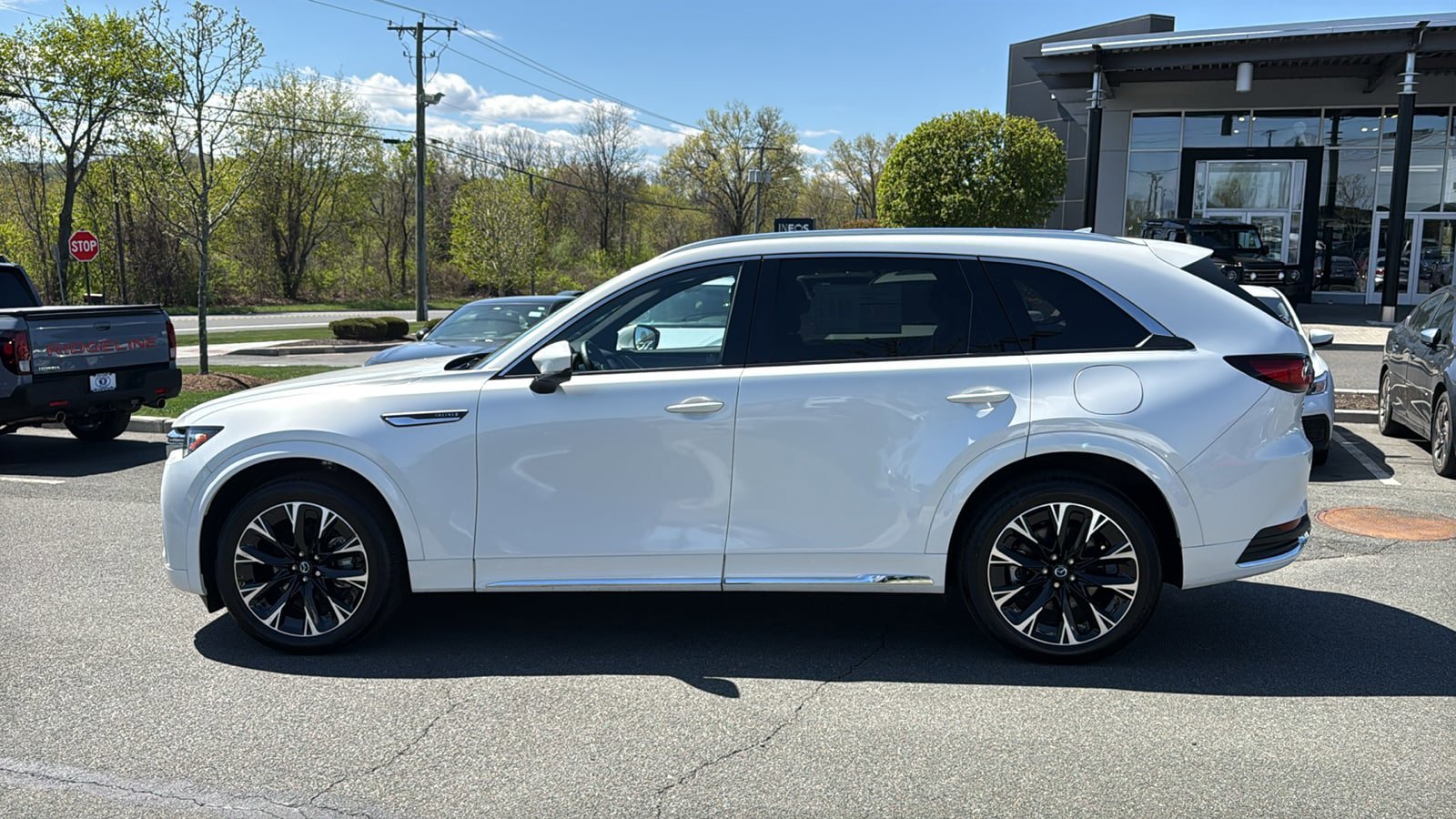 Certified 2025 MAZDA CX-90 3.3 Turbo S w/ Premium Package AWD/4WD image 4