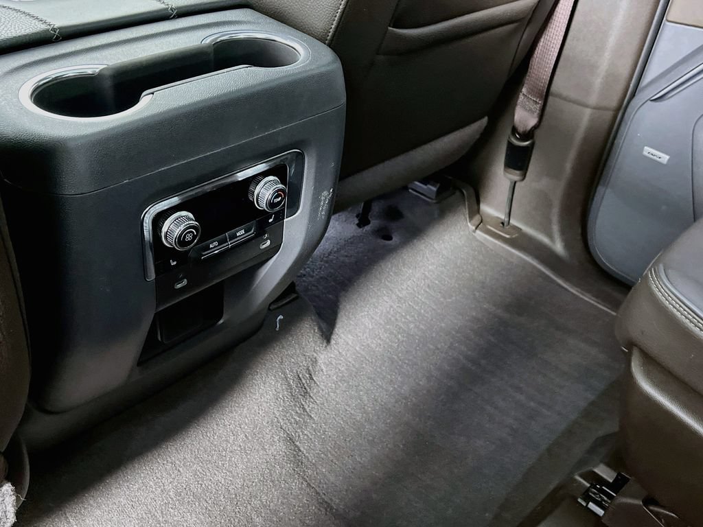 Certified 2022 GMC Yukon Denali AWD/4WD image 27